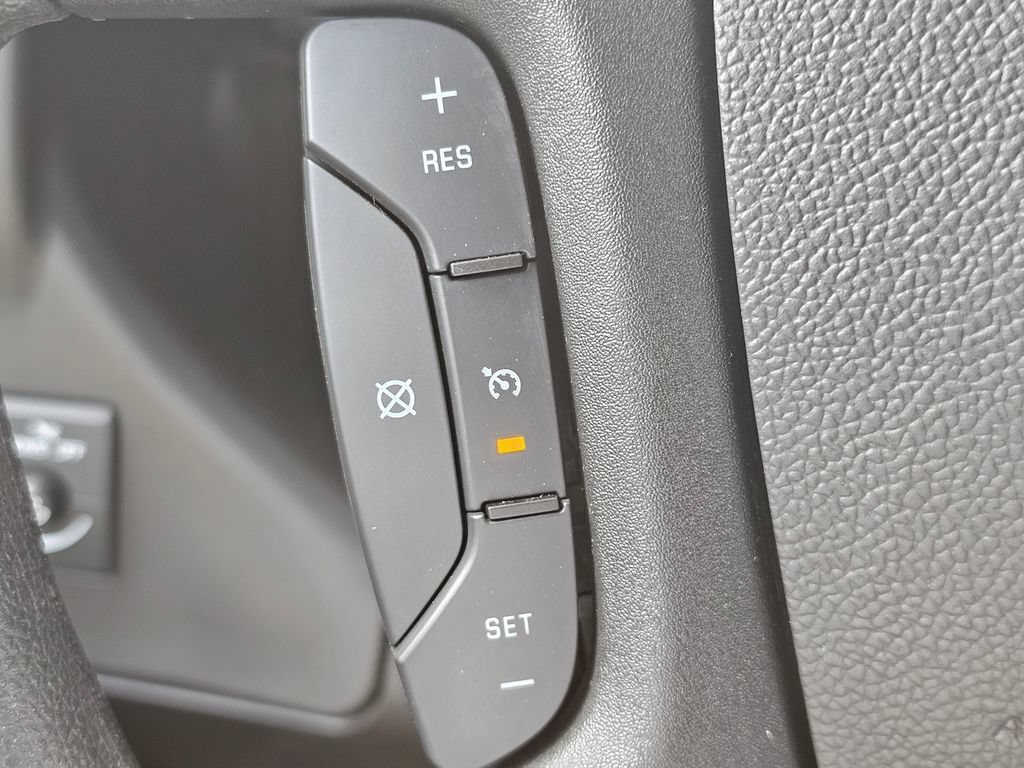 Certified 2025 Chevrolet Express 3500 LT RWD image 31