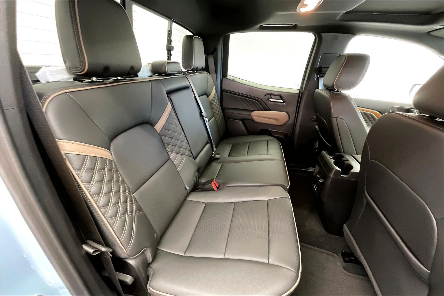 New 2026 GMC Canyon Denali AWD/4WD image 10