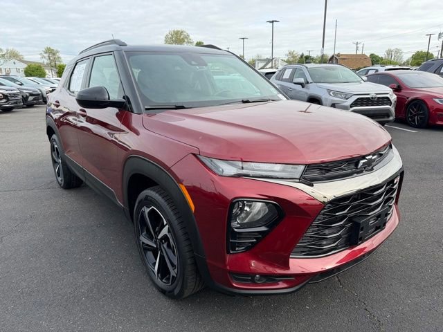 Used 2023 Chevrolet TrailBlazer RS w/ Convenience Package AWD/4WD image 1