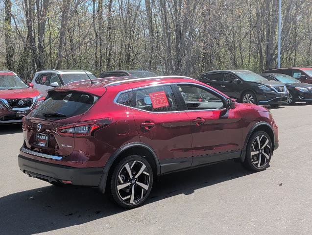 Certified 2022 Nissan Rogue Sport SL w/ Premium Package AWD/4WD image 3