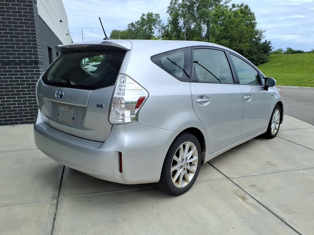 Used 2012 Toyota Prius V Five FWD image 7