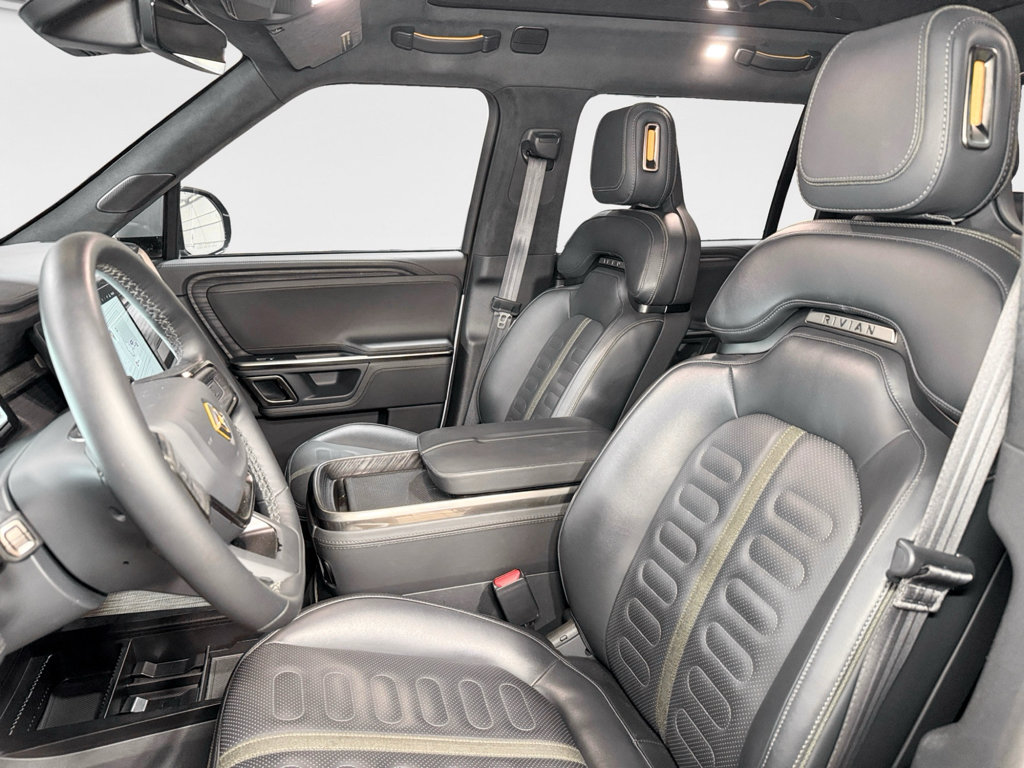 Used 2024 Rivian R1S Adventure AWD/4WD image 18