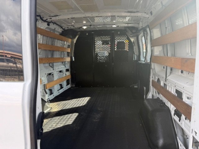 Used 2018 Ford Transit 250 130 Low Roof w/ Exterior Upgrade Package image 12