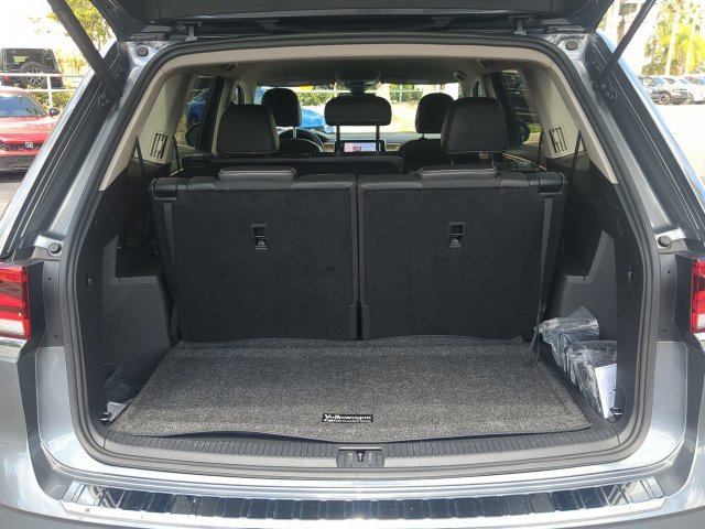 Used 2024 Volkswagen Atlas SE FWD image 14