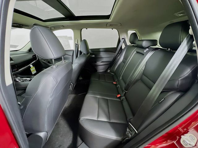 New 2025 Nissan Rogue SL w/ Tech Package image 22