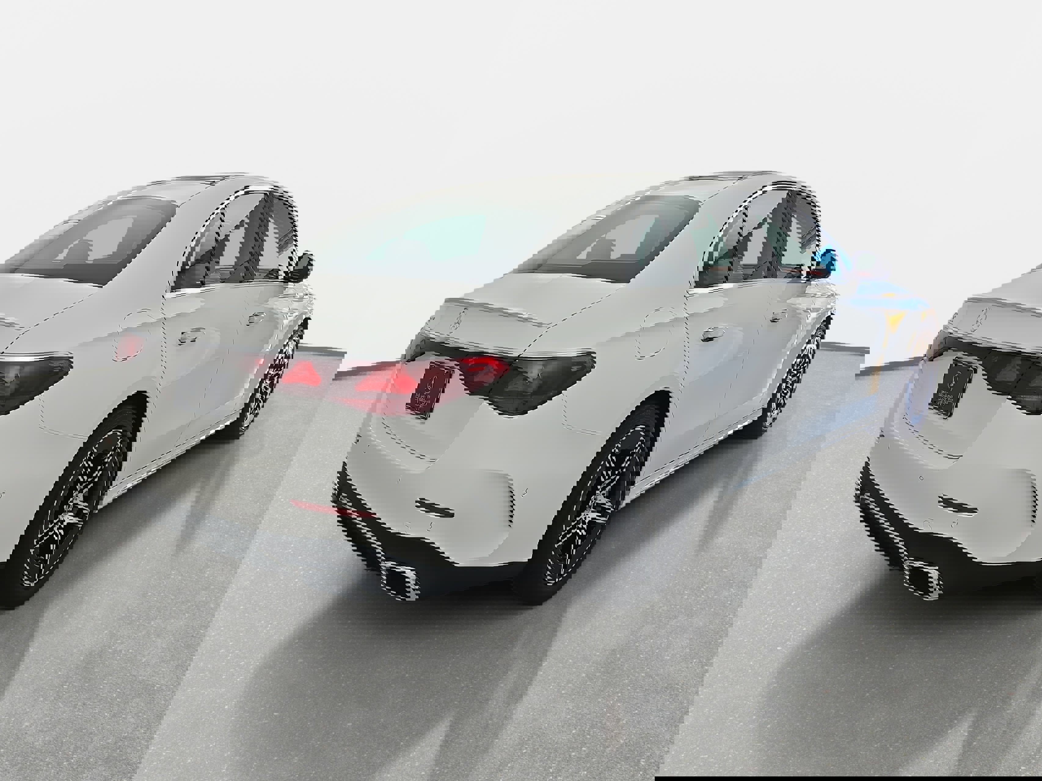 Used 2025 Mercedes-Benz E 350 Sedan image 5