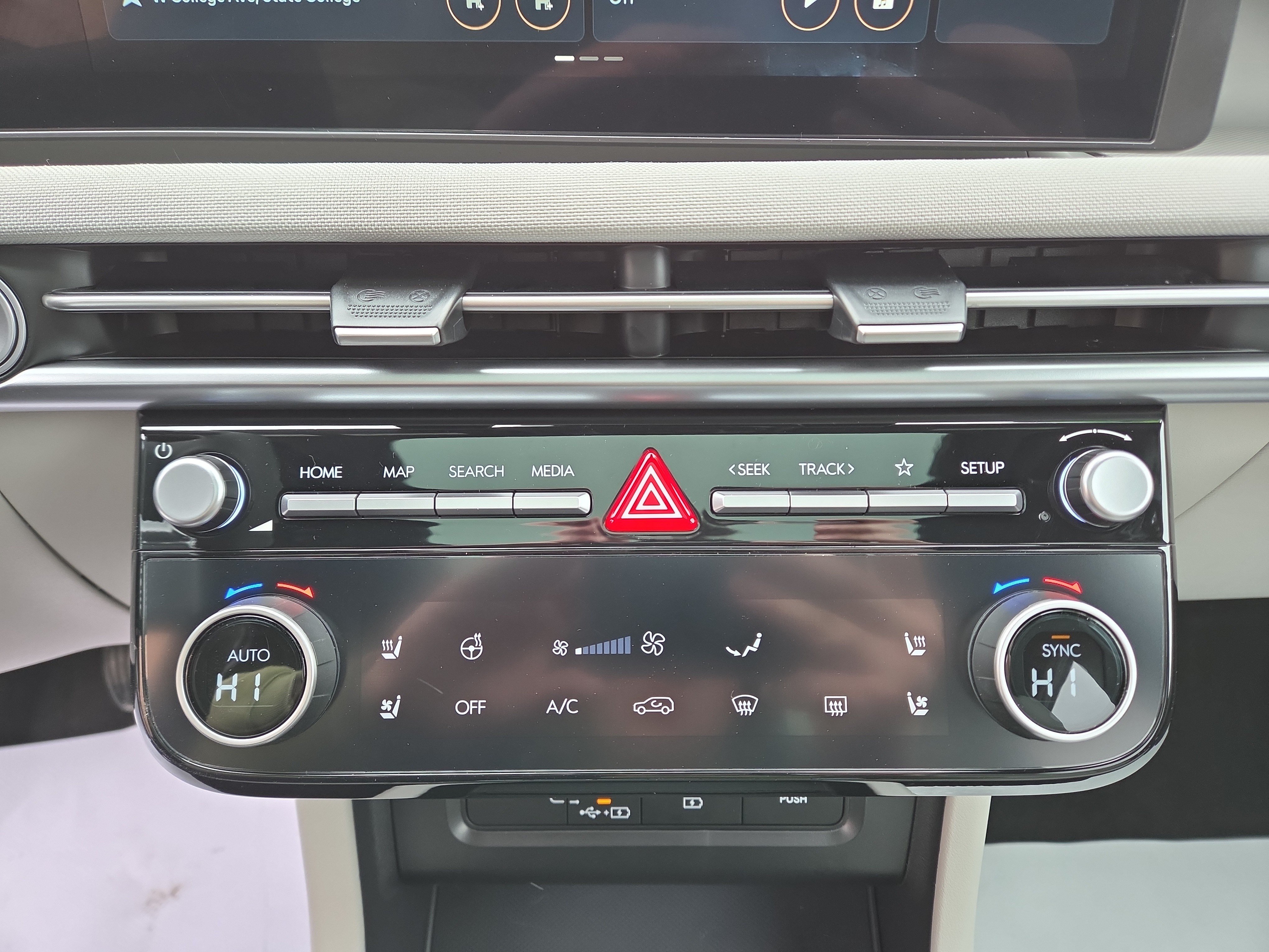 New 2026 Hyundai Tucson Limited AWD/4WD image 28