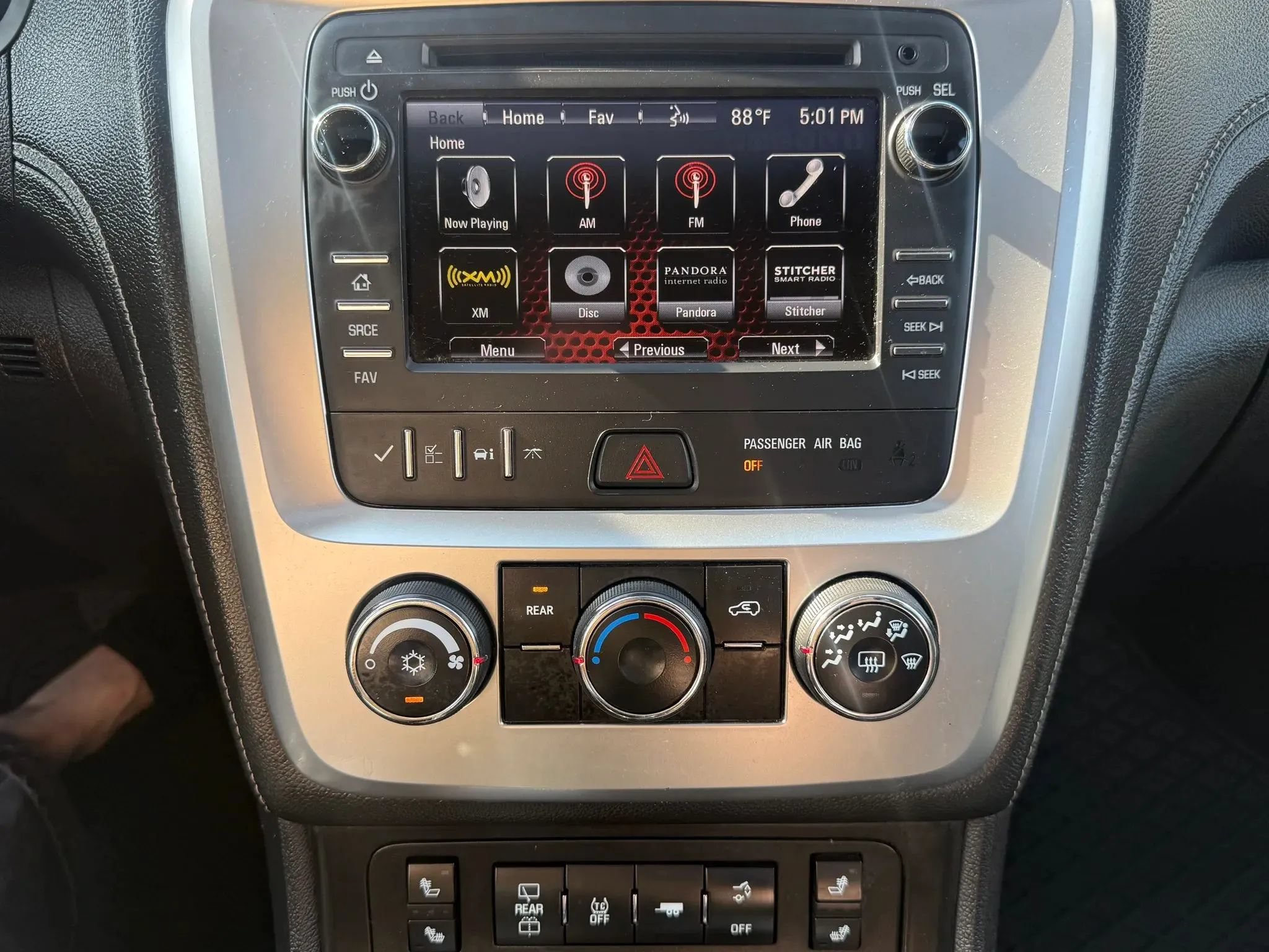 Used 2016 GMC Acadia SLE AWD/4WD image 27