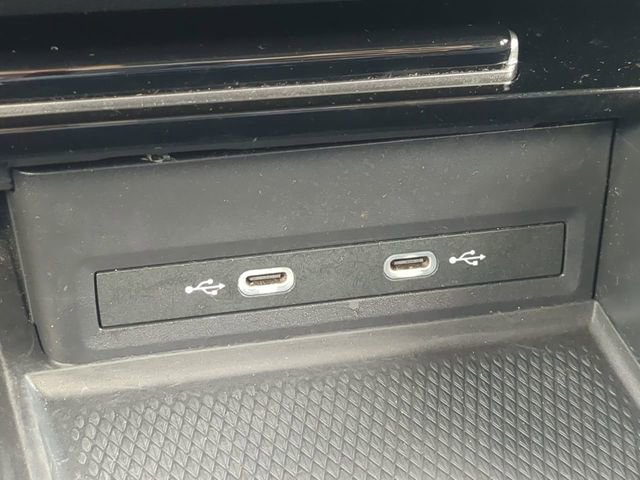 Used 2024 Volkswagen Atlas SE image 28