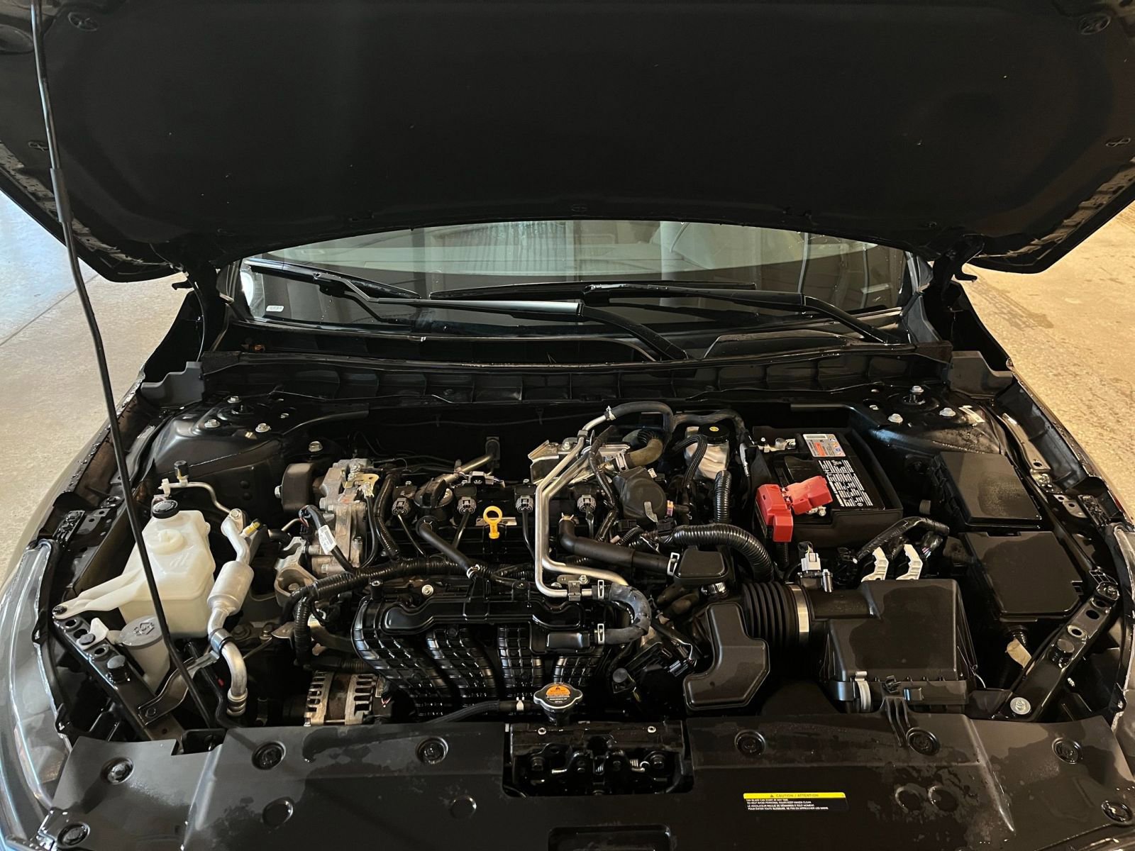 Used 2025 Nissan Altima 2.5 SV image 31