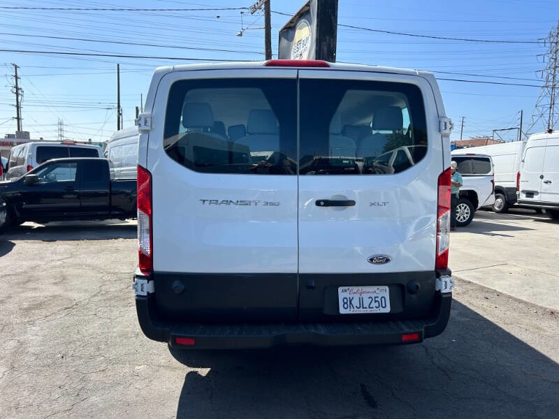 Used 2019 Ford Transit 350 XLT image 5