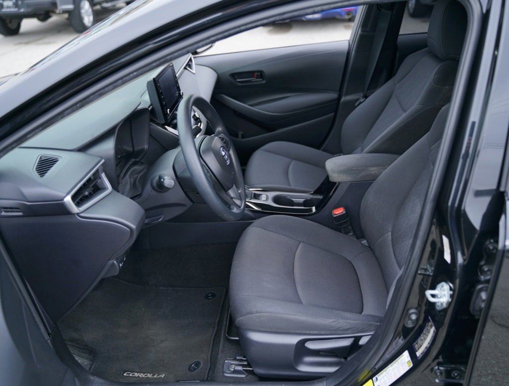 Used 2022 Toyota Corolla LE image 20