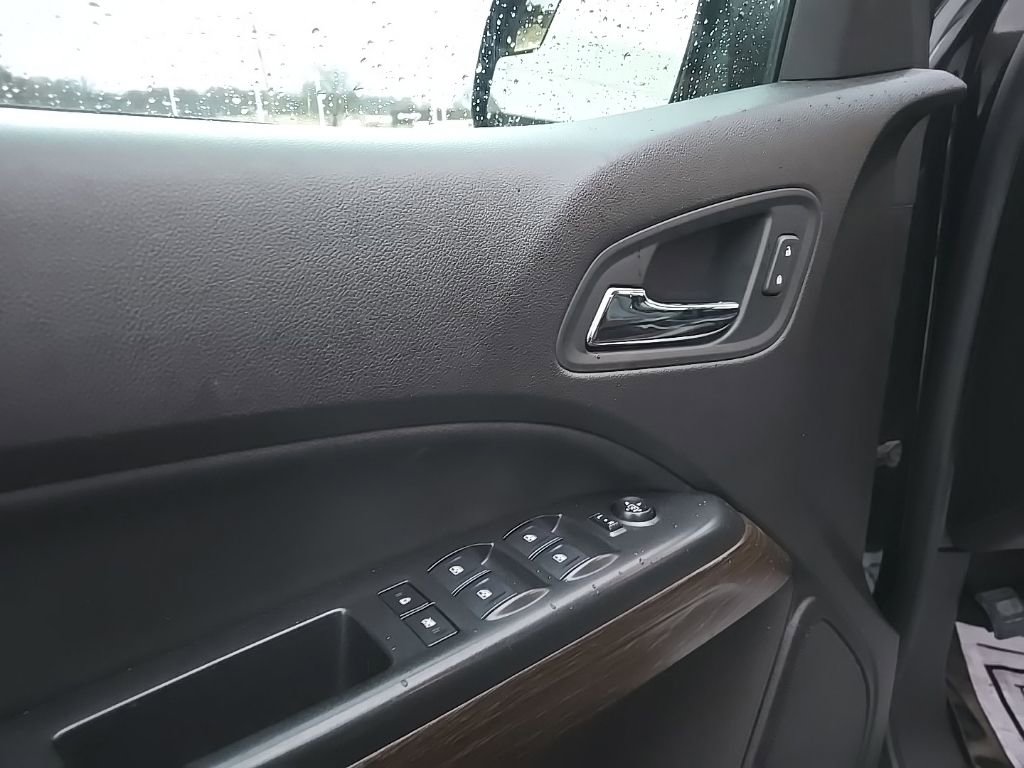 Used 2018 GMC Canyon Denali image 13