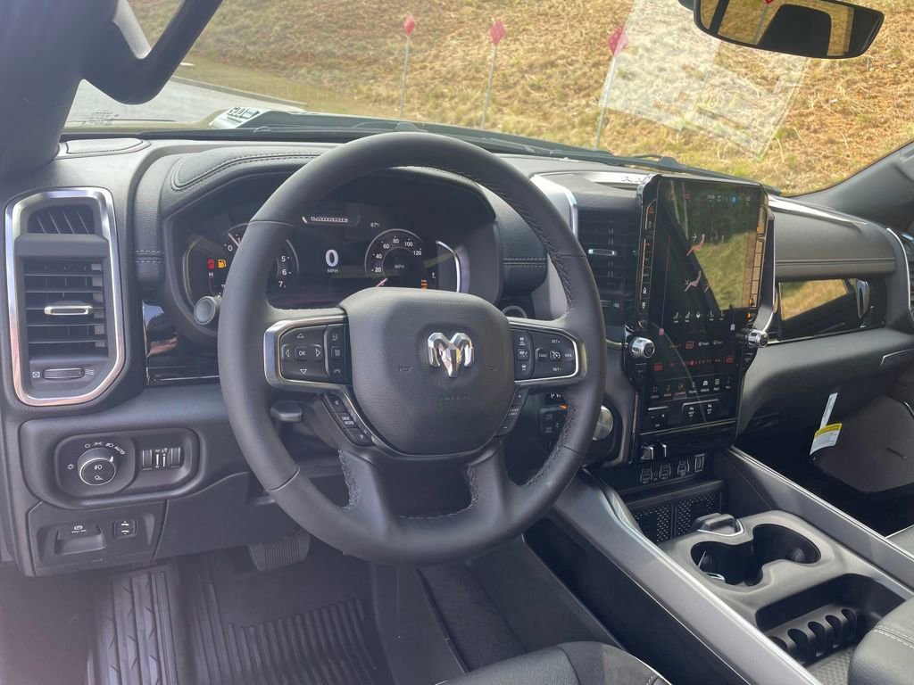 New 2026 RAM 1500 Laramie AWD/4WD image 11