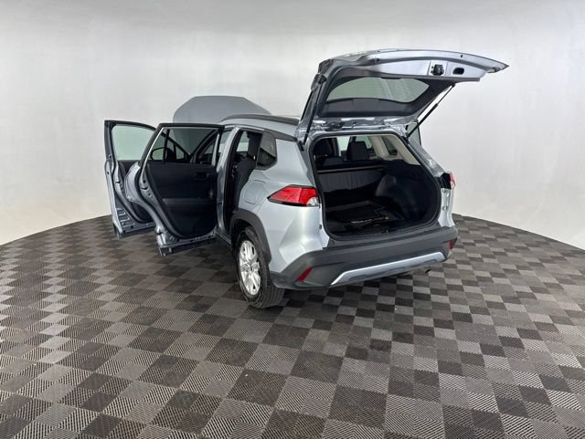 Used 2023 Toyota Corolla Cross LE w/ Moonroof Package AWD/4WD image 20