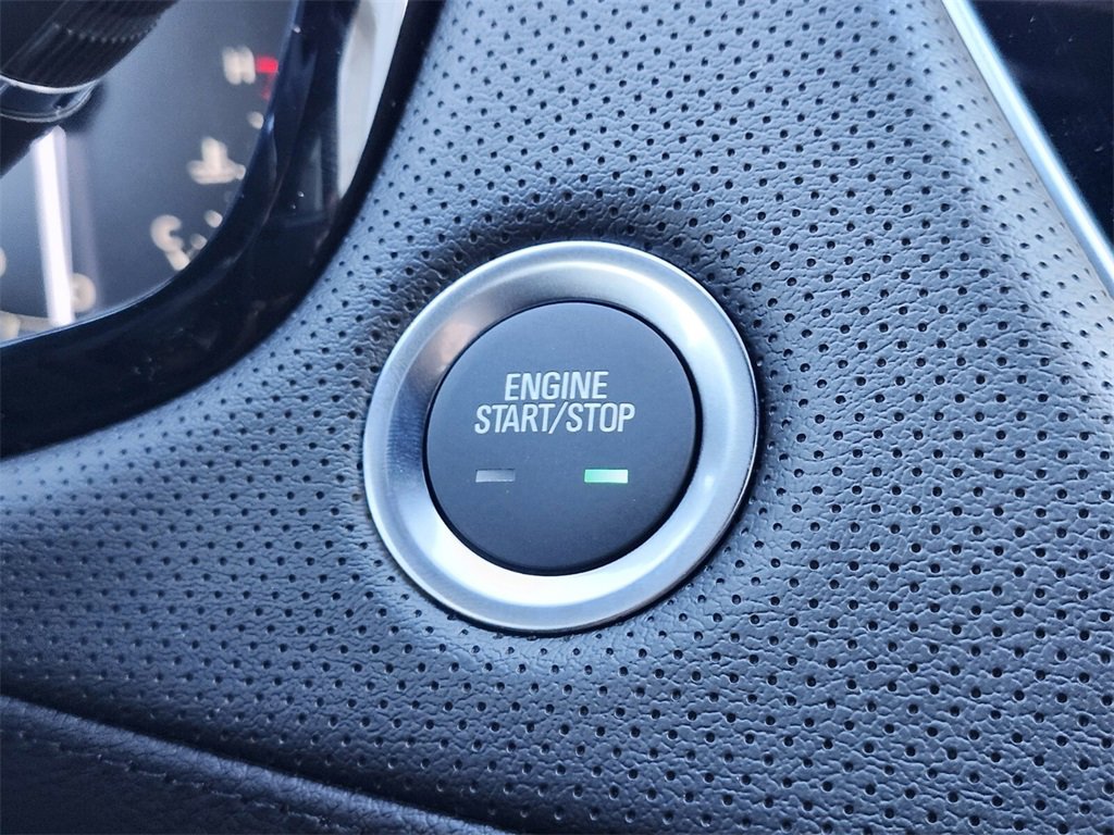 New 2026 Cadillac XT5 Luxury image 22