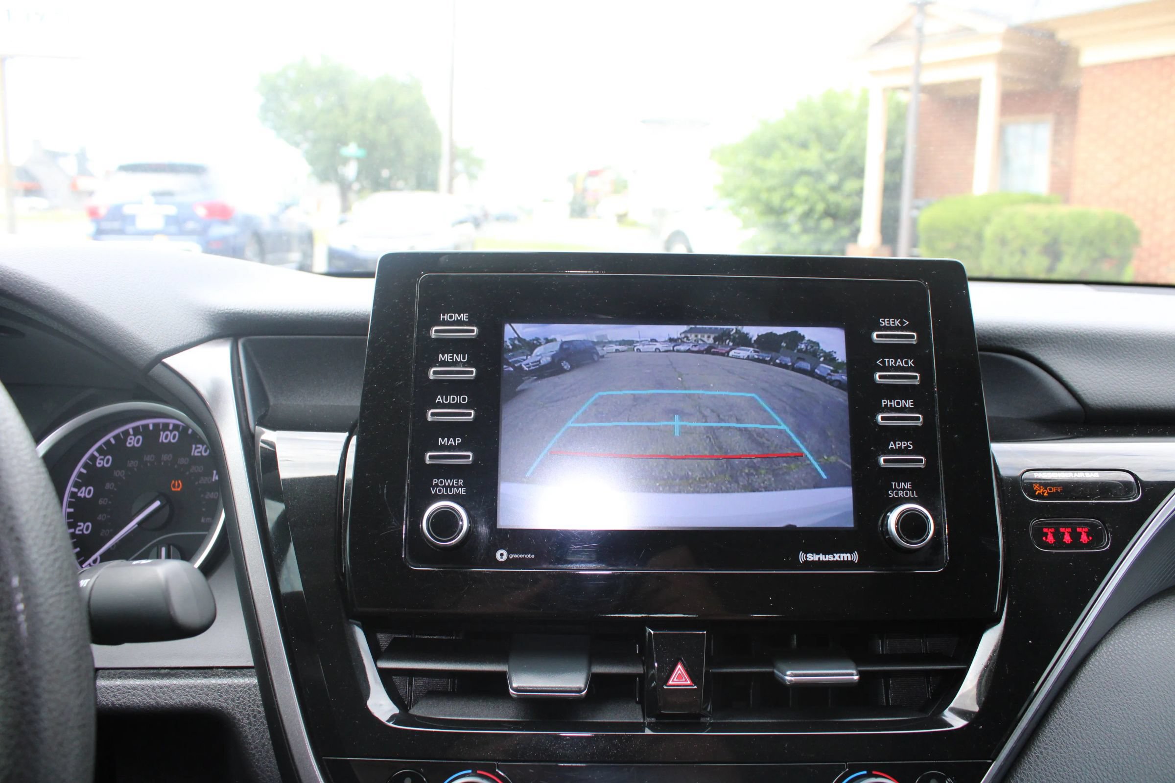 Used 2023 Toyota Camry LE FWD image 17