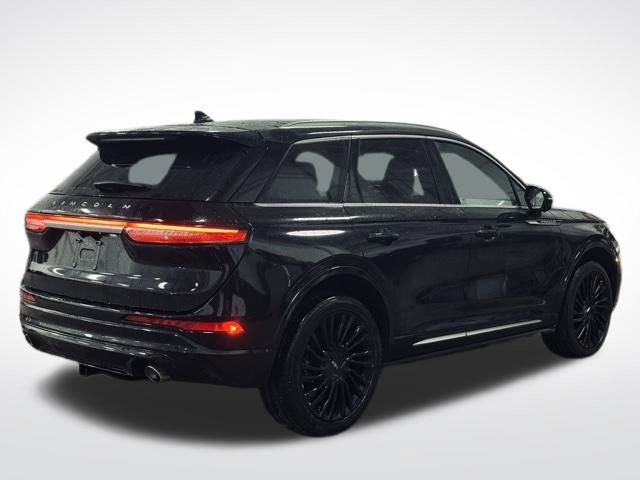 Used 2022 Lincoln Corsair Reserve w/ Equipment Group 201A image 6