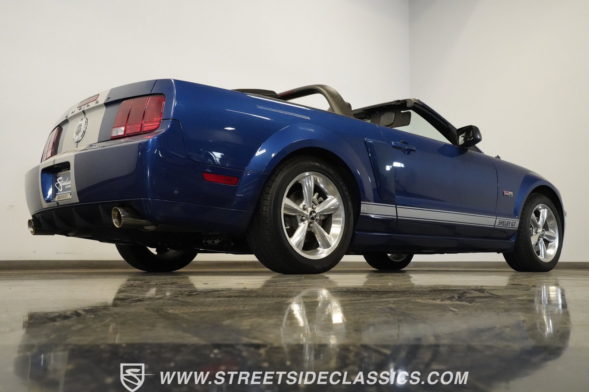 Used 2008 Ford Mustang GT image 16