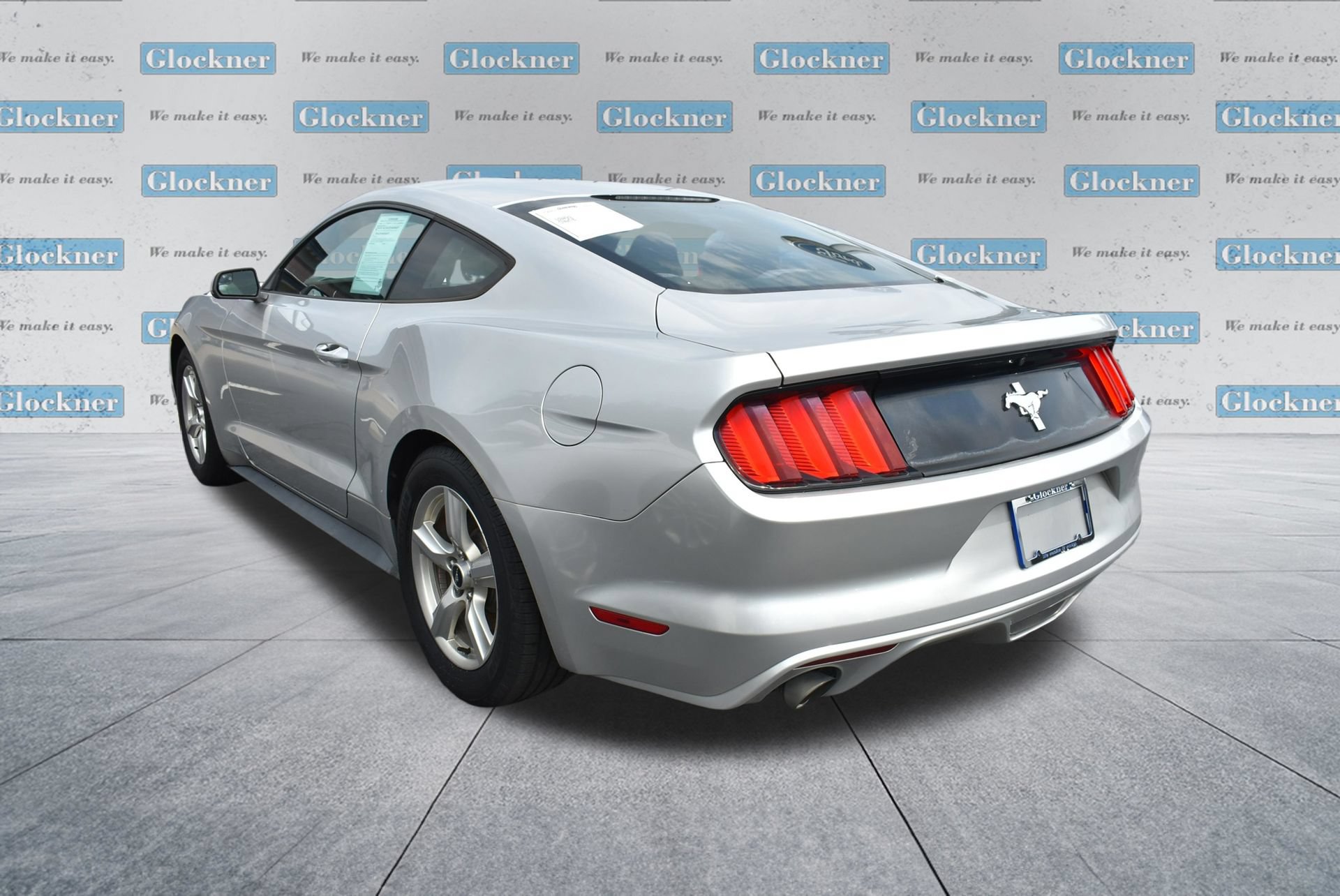 Used 2015 Ford Mustang Coupe RWD image 7