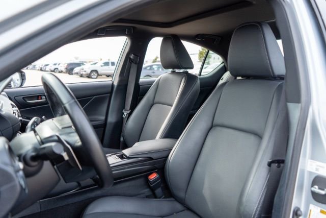 Used 2024 Lexus IS 350 F Sport image 15