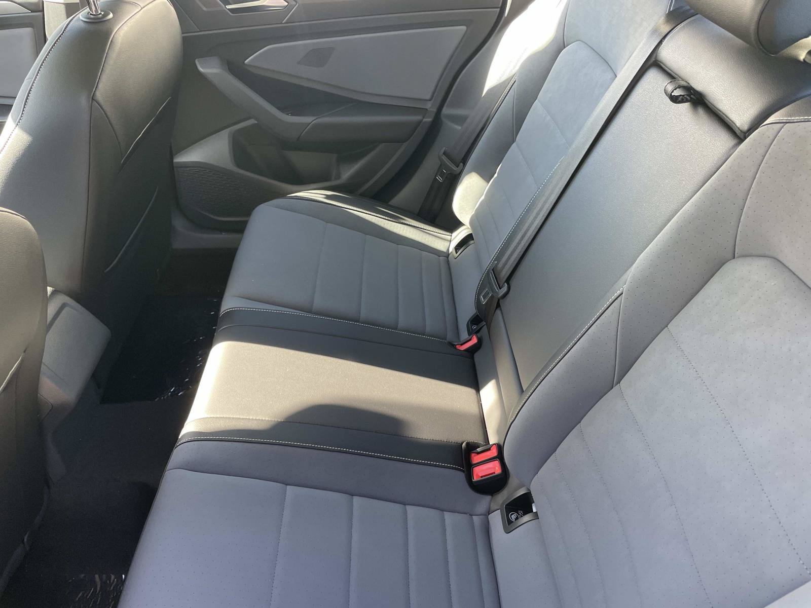 New 2027 Volkswagen Jetta SE FWD image 28