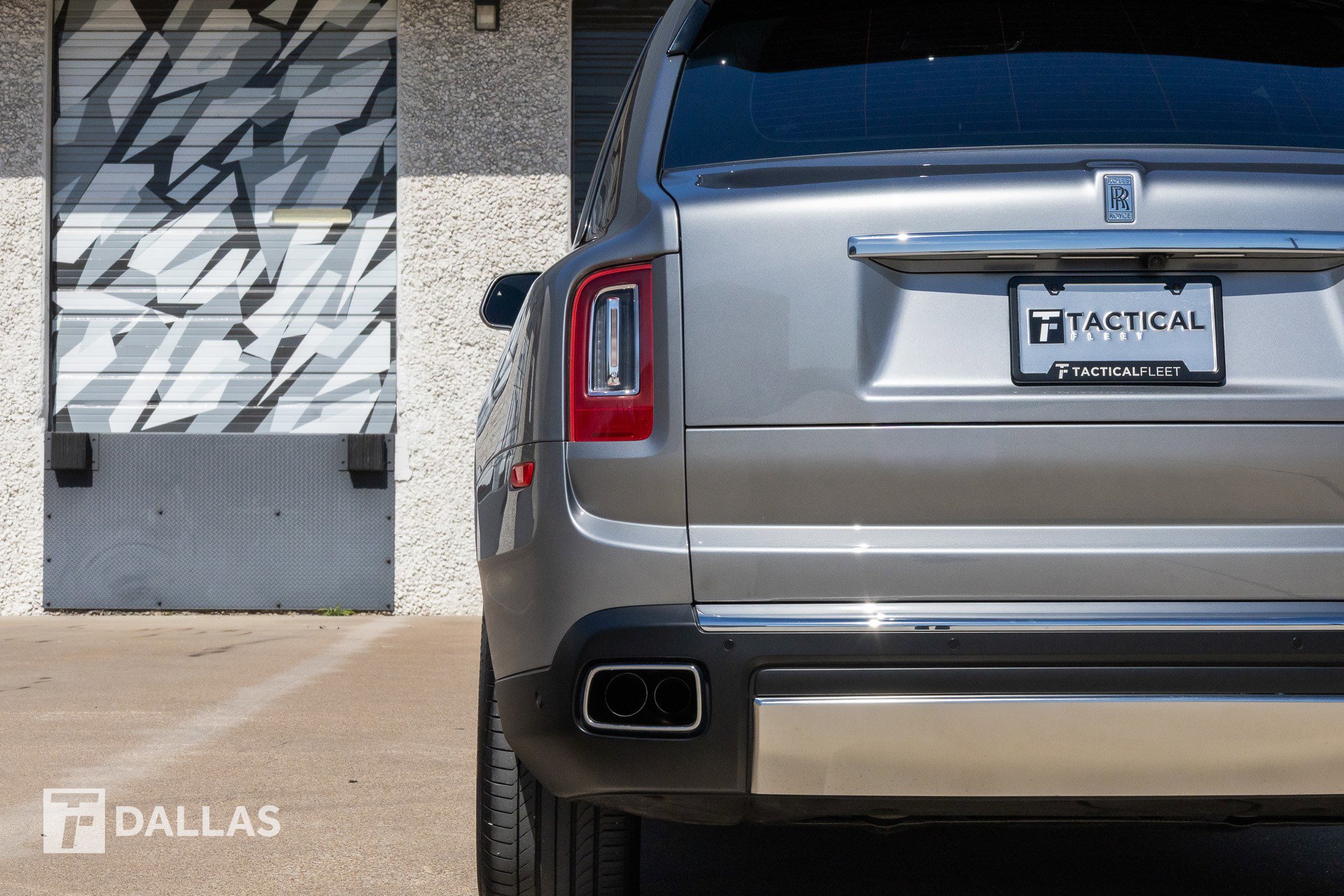 Used 2023 Rolls-Royce Cullinan w/ Cullinan Package image 12