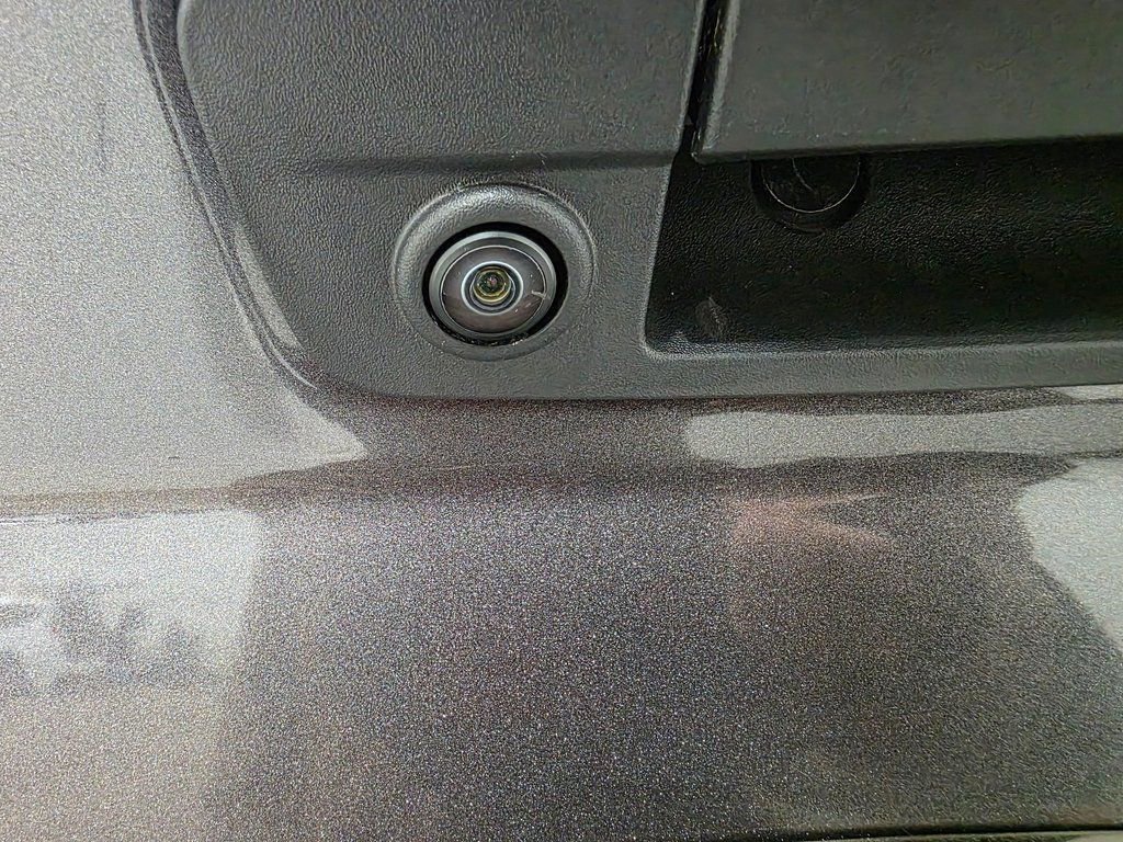 Used 2019 RAM 1500 Classic SLT image 26