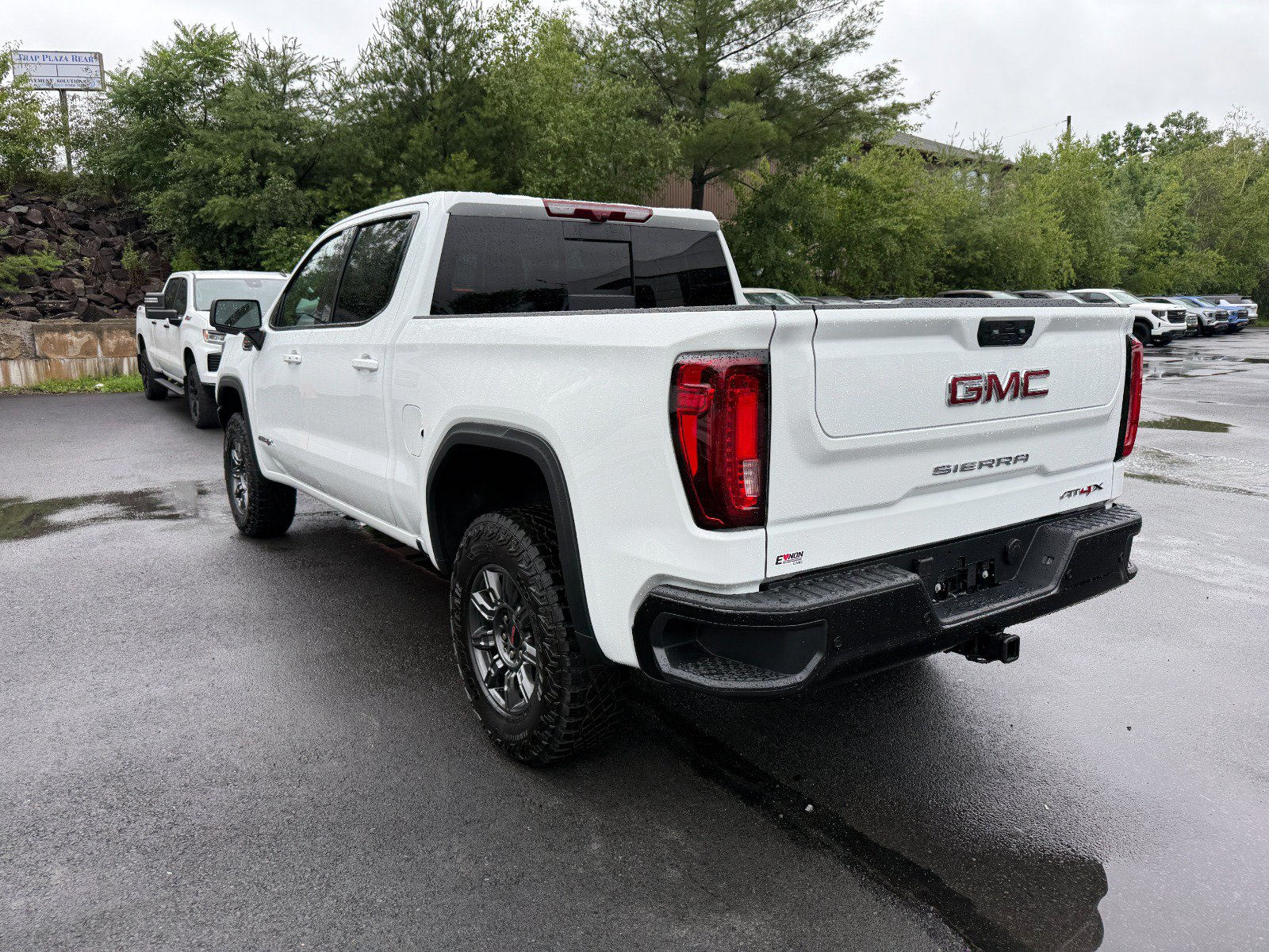 New 2026 GMC Sierra 1500 AT4X AWD/4WD image 3