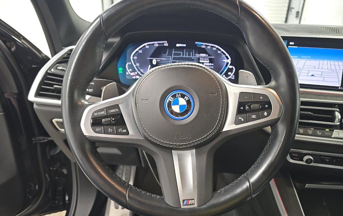 Used 2023 BMW X5 xDrive45e w/ M Sport Package AWD/4WD image 8