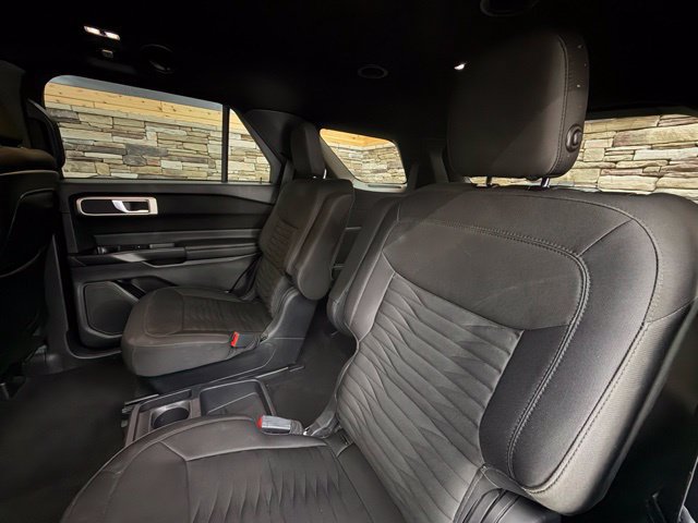 Used 2020 Ford Explorer XLT w/ Comfort Package AWD/4WD image 29