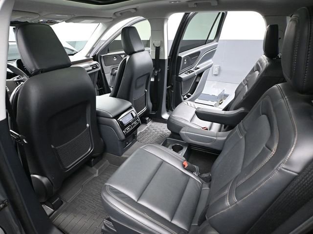 Used 2025 Lincoln Aviator Reserve w/ Jet Appearance Package image 39