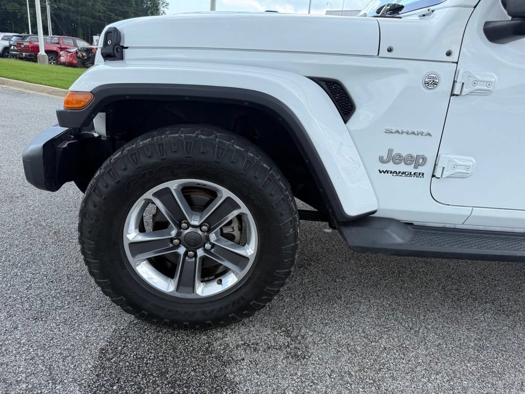 Used 2020 Jeep Wrangler Unlimited Sahara AWD/4WD image 20