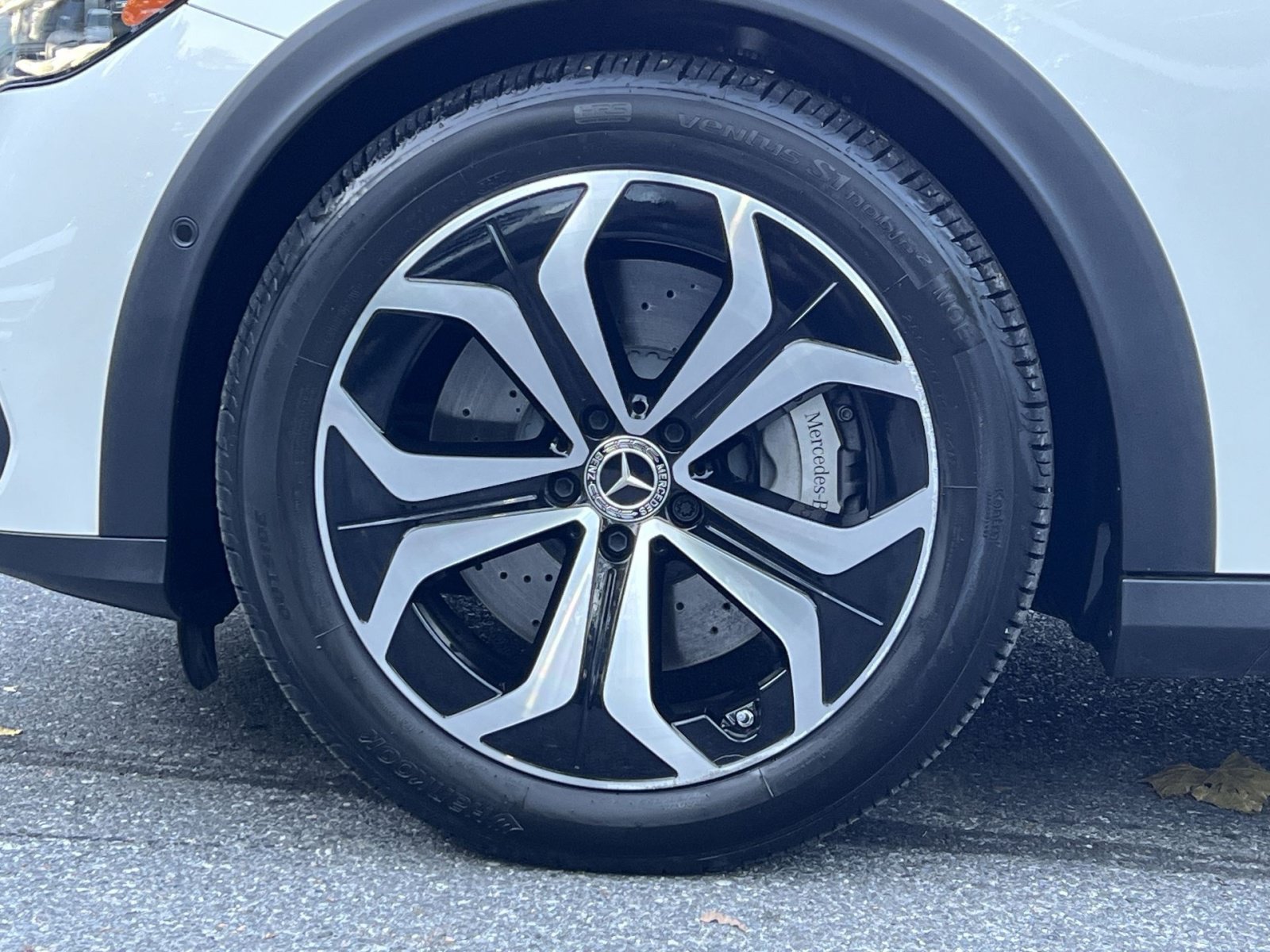 Certified 2025 Mercedes-Benz E 450 4MATIC All-Terrain Wagon image 17