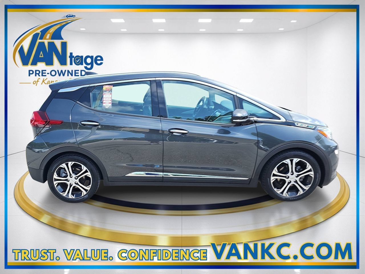 Certified 2020 Chevrolet Bolt Premier w/ Infotainment Package FWD image 5
