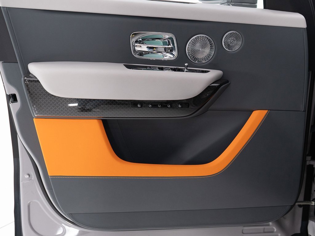 Certified 2025 Rolls-Royce Cullinan Black Badge image 12