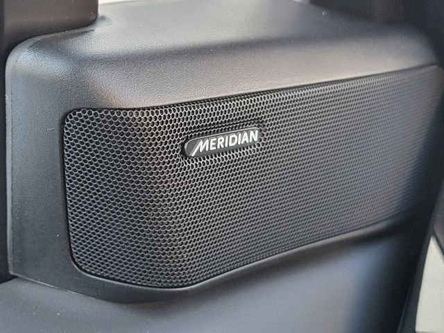 Used 2025 Land Rover Range Rover Sport image 28