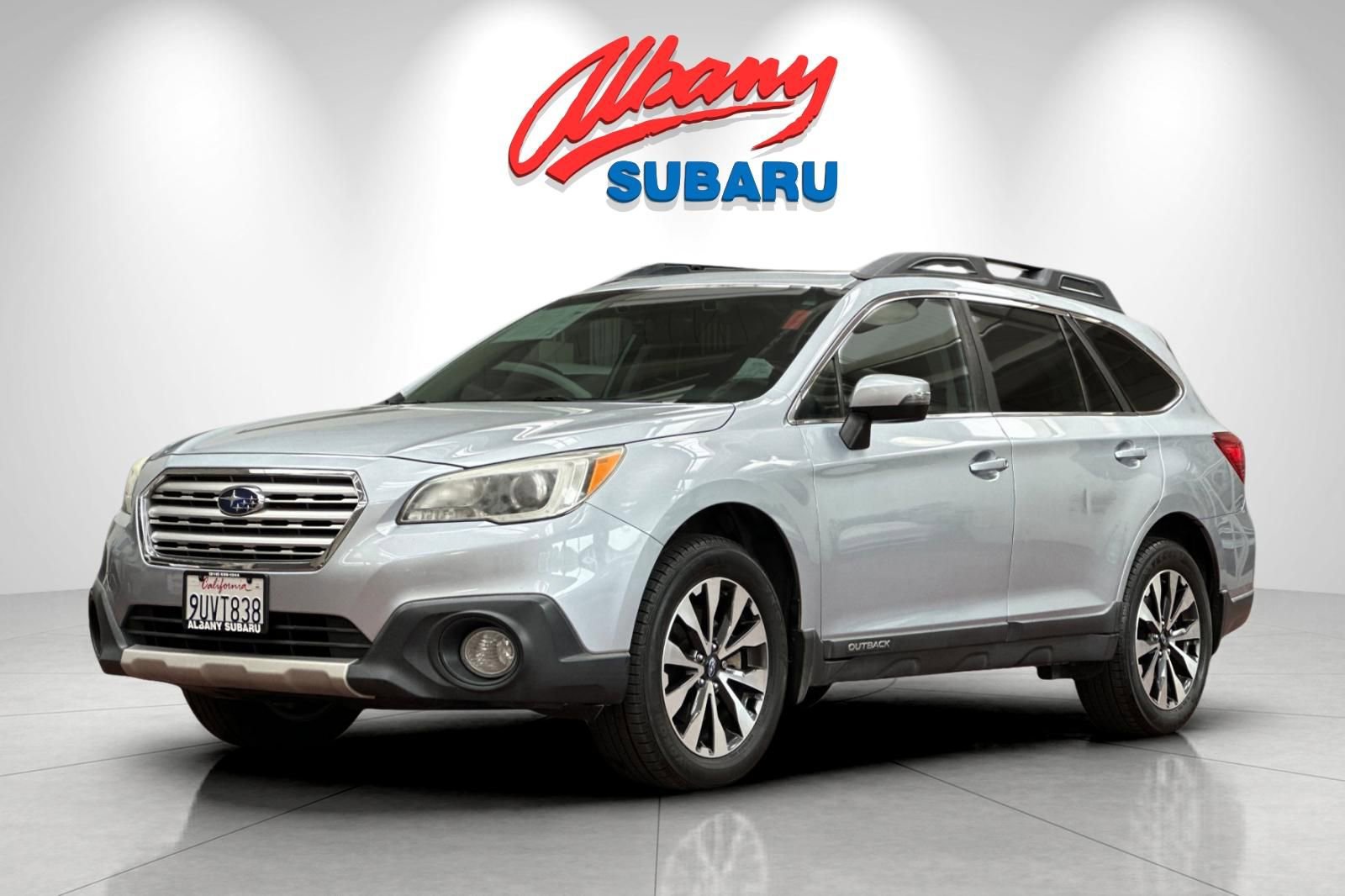 Used 2017 Subaru Outback 2.5i Limited AWD/4WD image 9