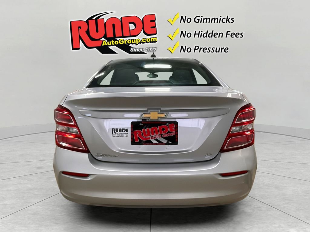 Used 2019 Chevrolet Sonic LT FWD image 4