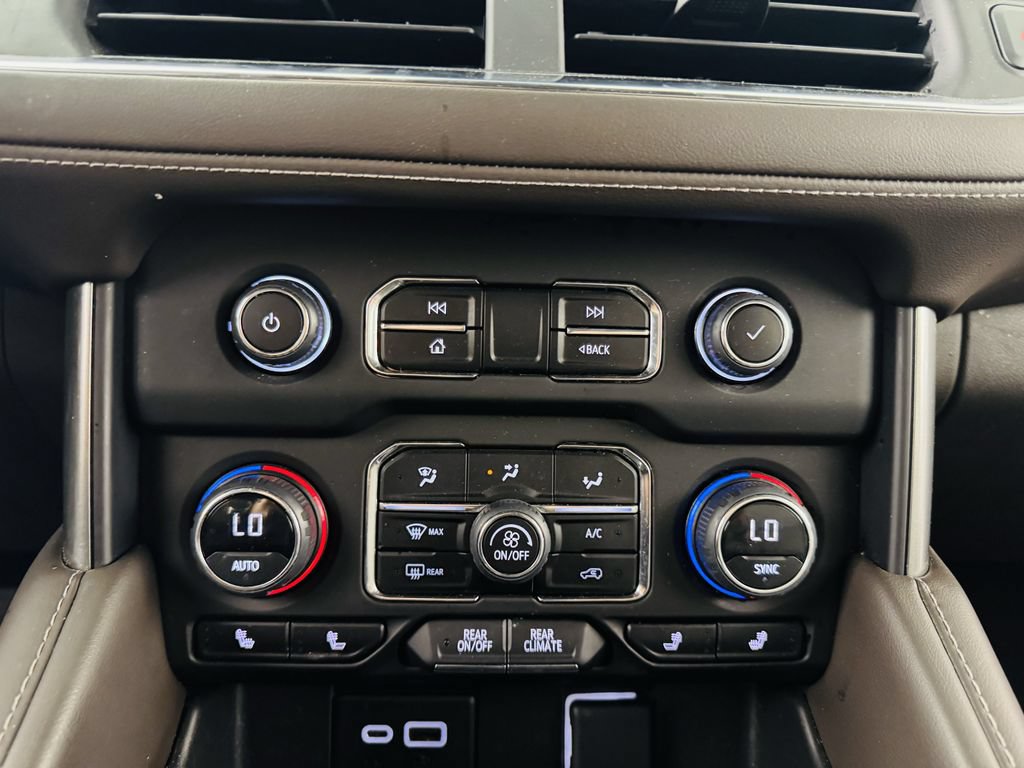 Used 2023 Chevrolet Tahoe LT AWD/4WD image 18