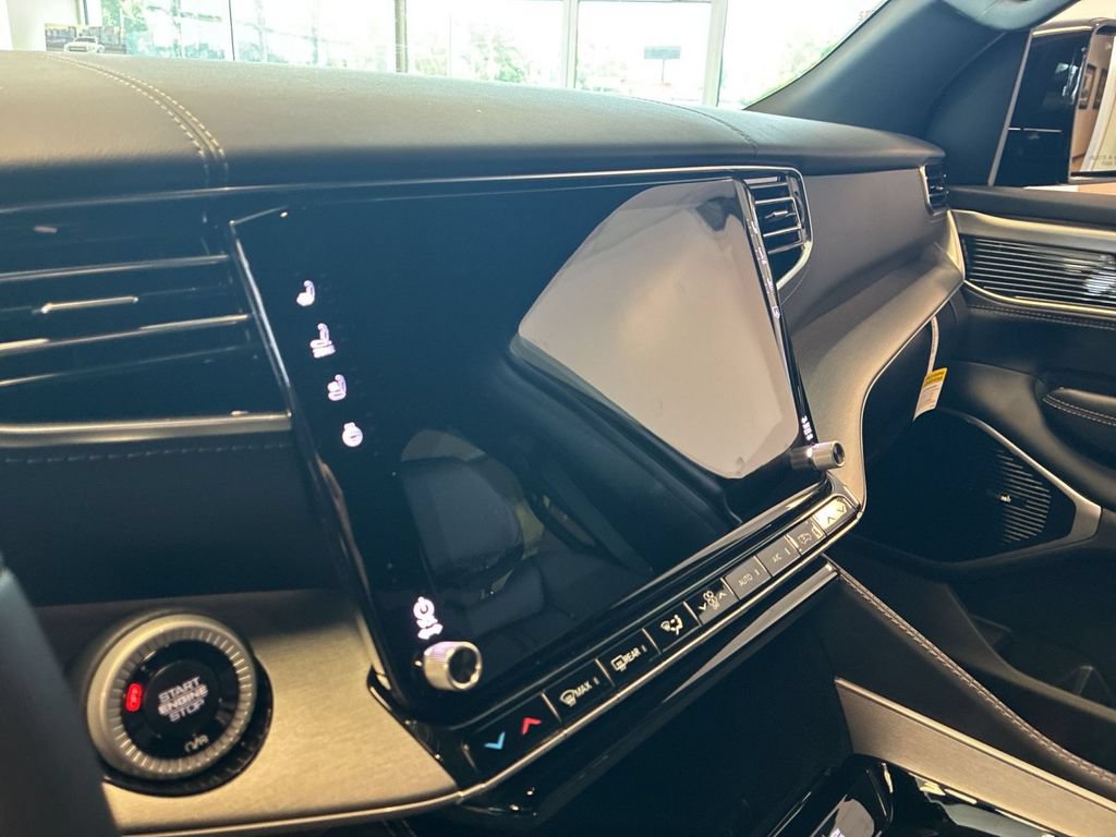 New 2026 Jeep Grand Wagoneer L Limited AWD/4WD image 21
