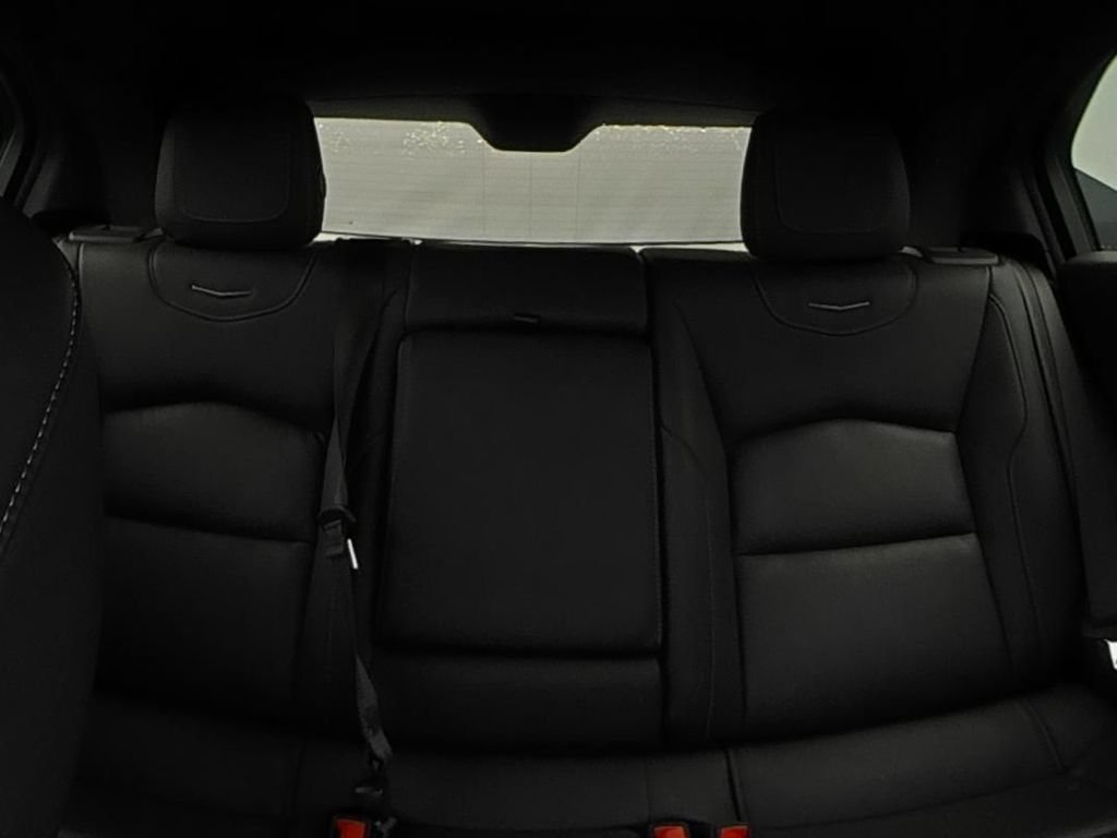 Used 2025 Cadillac XT4 Premium Luxury FWD image 10