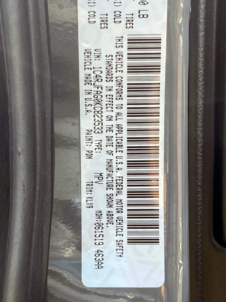 Certified 2019 Jeep Grand Cherokee Altitude image 18