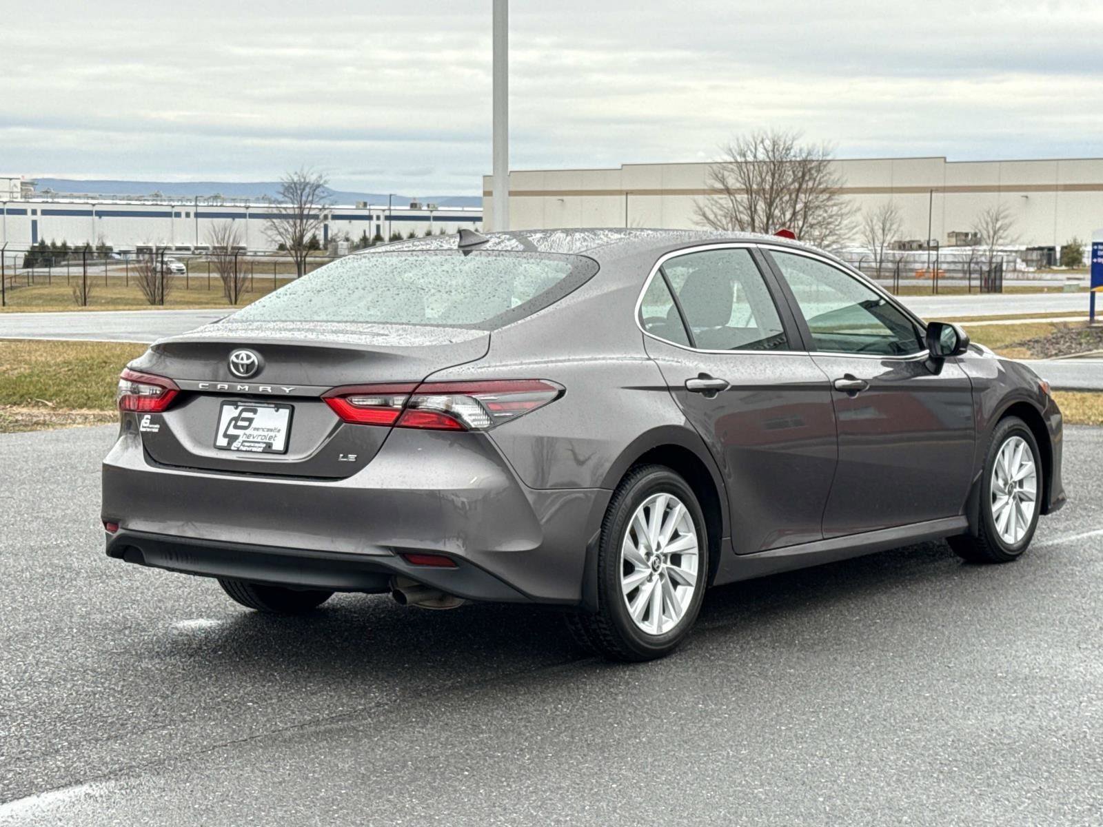 Used 2023 Toyota Camry LE image 24