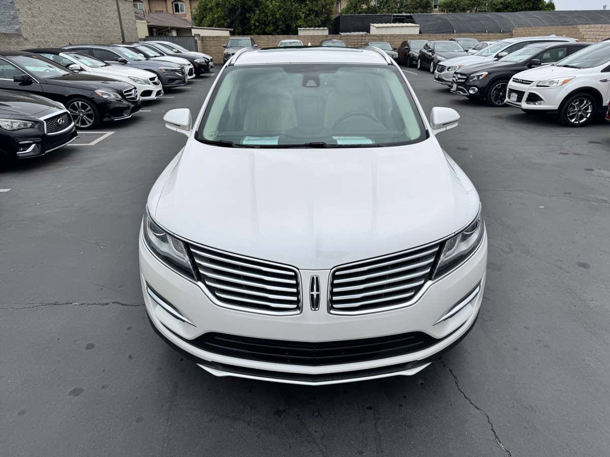 Used 2017 Lincoln MKC Reserve w/ Lincoln MKC Climate Package FWD image 11