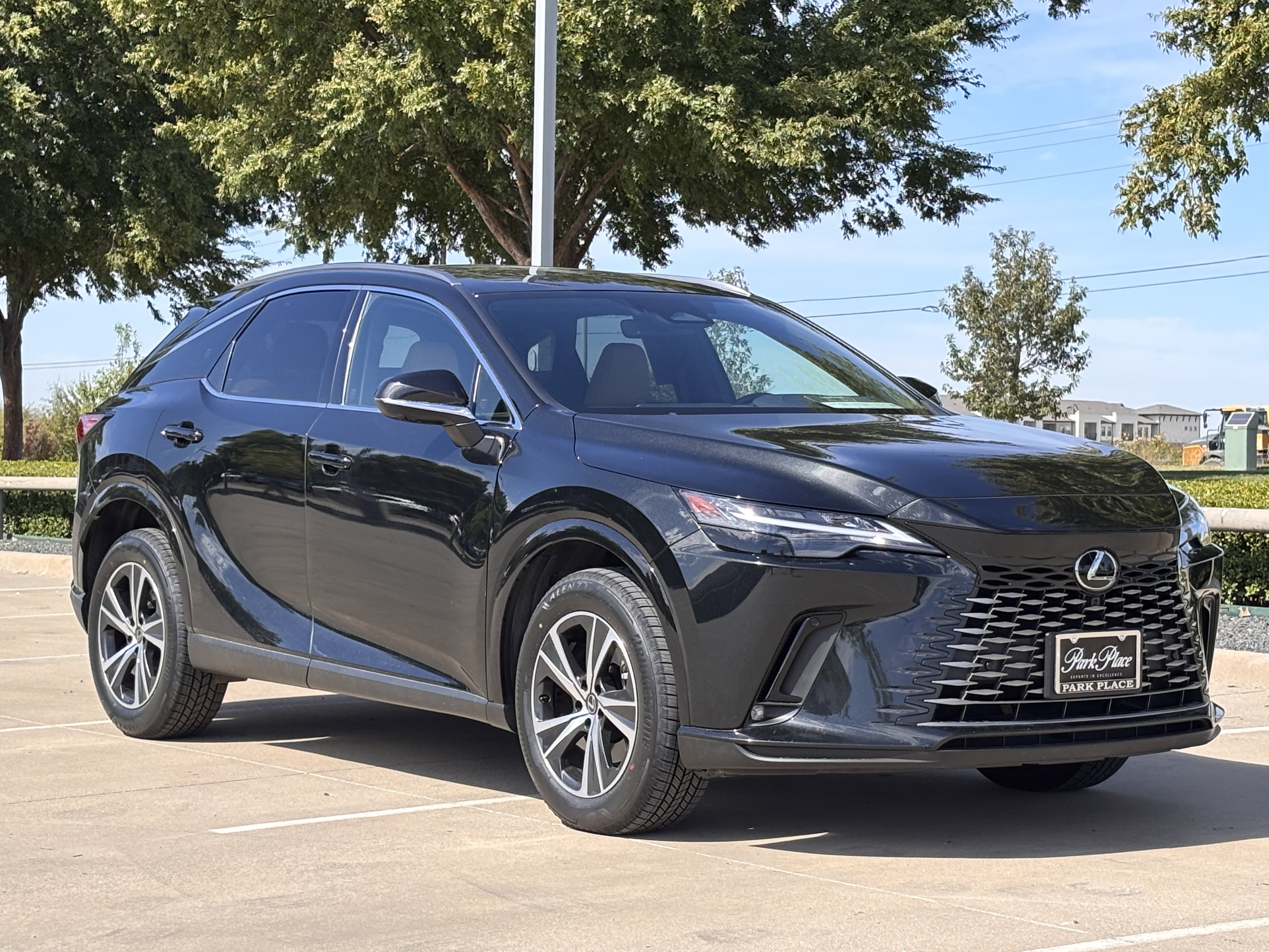 Used 2026 Lexus RX 350 Premium w/ Accessory Package (Z1) FWD image 4