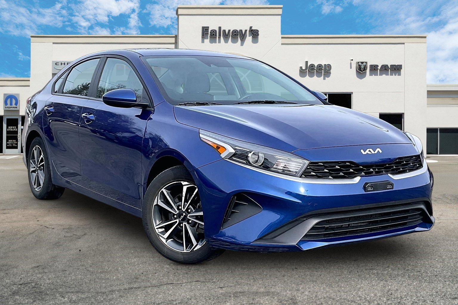Used 2023 Kia Forte LXS image 11