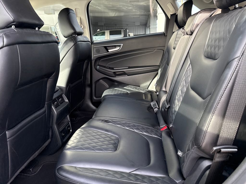 Used 2024 Ford Edge Titanium image 28