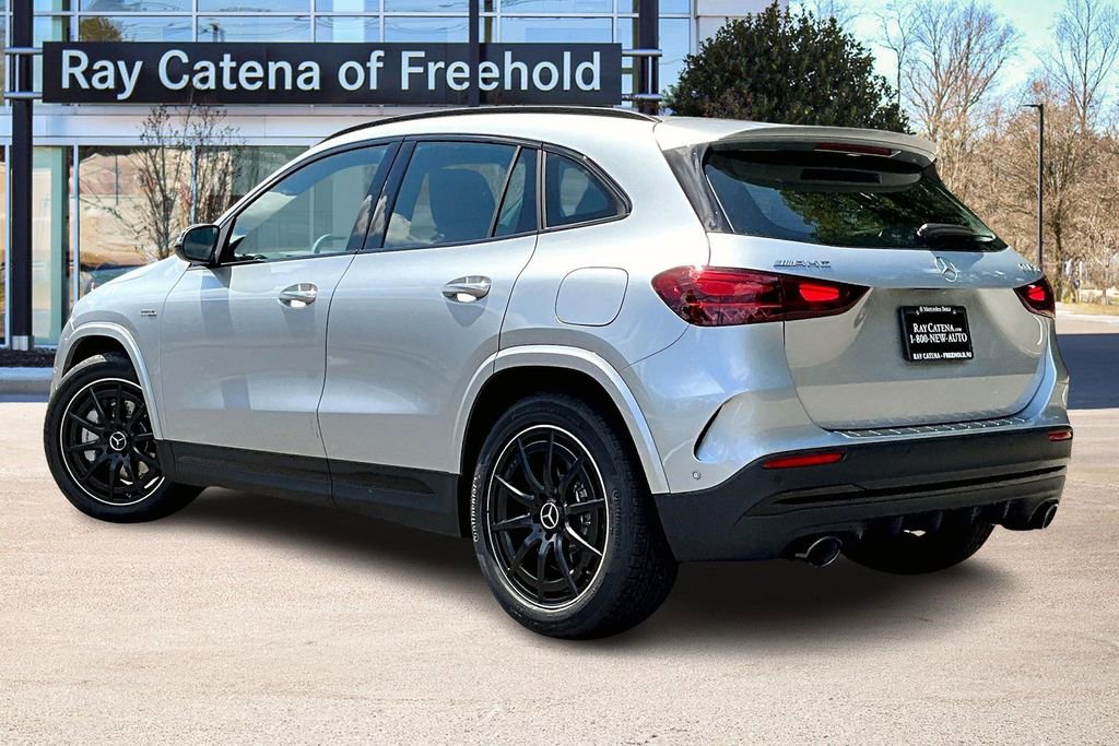 New 2026 Mercedes-Benz GLA 35 AMG 4MATIC image 3