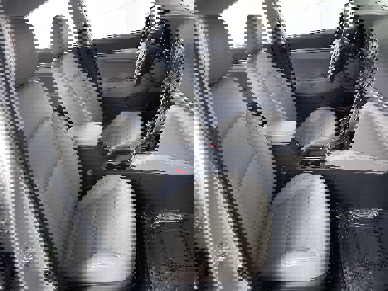 Used 2017 Hyundai Elantra Limited image 23